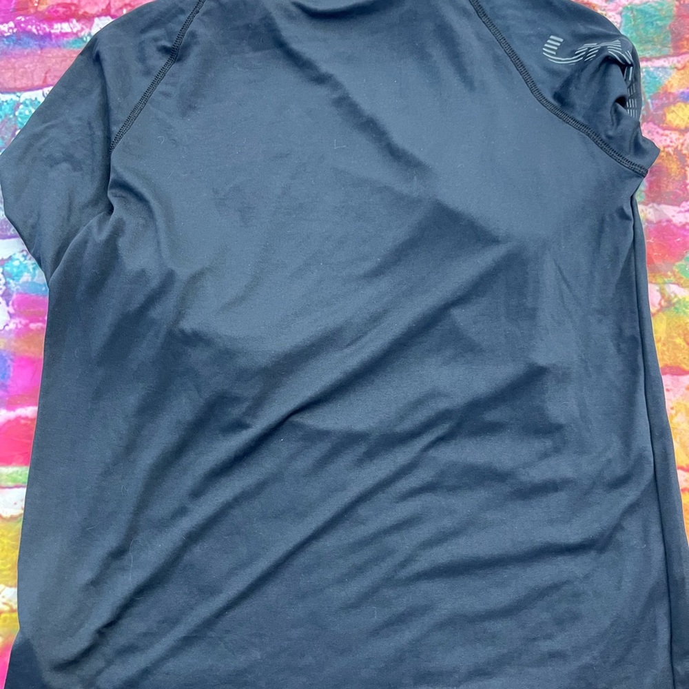 UnderArmour long sleeve tee in black size s G39 - Picture 6 of 6